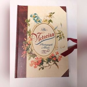 Vintage 1995 The Victorian Photography Album (Harcover-Red)